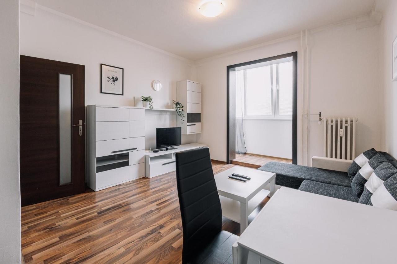 Cozy Apartment In Ruzinov Bratislava Esterno foto