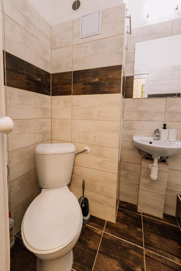 Cozy Apartment In Ruzinov Bratislava Esterno foto